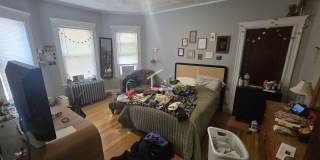 Large 3 bed in Allston Gallery 3