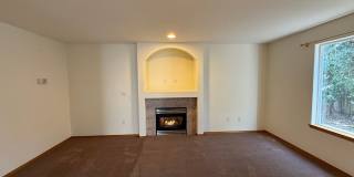 4 Bed 2 Bath Home in Waterbury Meadows Gallery 33