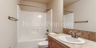 Beautiful Home With Balcony and Great Location! ** NEW PRICE $2,650 and REDUCED SECURITY DEPOSIT ** Gallery 20