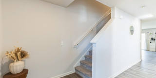 1253 Manor Drive Gallery 3