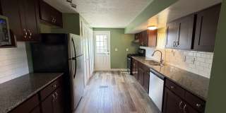 6475 Sandfield Drive Gallery 2