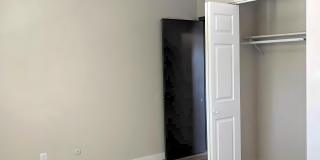 1067 Van Dyke Street - 201 Gallery 12