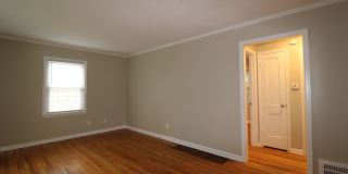 2 Bedroom 1 Bath Home in Roeland Park. 2 Bedroom 1 Bath Home in Roeland Park. Gallery 4