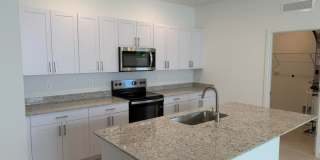 1872 NW 6th Court, Pompano Beach, FL 33069 - 2400 Gallery 1