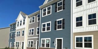 324 WATERCOURSE DR. Gallery 1