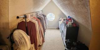 PRELEASING for AUGUST! Close to Campus Gallery 8