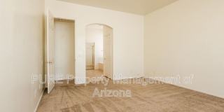 8752 W Frier Dr Gallery 7