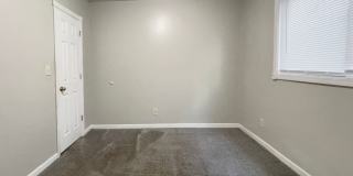 PRELEASING for AUGUST! Close to Campus Gallery 23