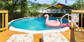 Completely furnished ready to live in just bring your suitcase Gallery 1