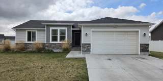 3992 Inglewood Gallery 1