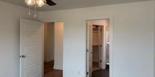 4006 Eureka Street Gallery 32
