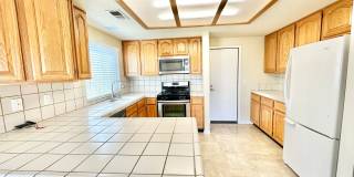 Lovely Single Story Home in Quiet Neighborhood of Fallbrook, Minutes to Everything! Gallery 13