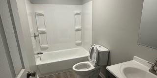 1109 E Kirby Ave Whim &amp; Proper, LLC) Gallery 3