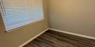 Desirable 3 bedroom 2 bath home Gallery 8