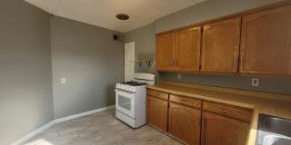4 Bedroom, 2 Bathroom Home with Garage! Gallery 4