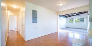 Rarely Available 3BA/2BA/3-4 Pkg SF in Aiea Heights Gallery 11