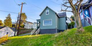 $500 OFF Special - Beautiful 4 Bed/1 Bath Home in Astoria Gallery 9