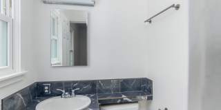 Charming single story home in heart of Reseda Gallery 18
