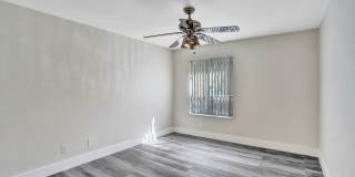 2BED/1BATH renovated apartment ready to MOVE IN! Gallery 7