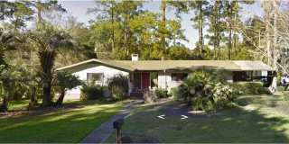 Black Acres-Three Bedroom, Two Bath 2068sf 1/2 mile to Law School or the Swamp Gallery 1