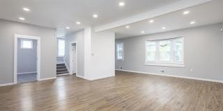 120 Woodland Street Gallery 9