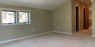 3BR/3BA with FP, fenced front yard, lots of beautiful upgrades! Gallery 14