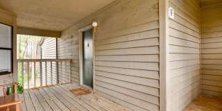 Beautifully remodeled one bedroom, one bath in Lake Wylie Woods! Gallery 3