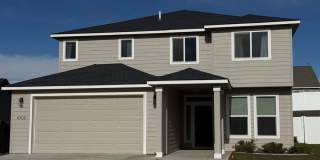 Beautiful and Spacious Home in Desirable South Richland Gallery 1