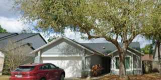 Upgraded Oviedo Home - Screened porch, fenced back yard, wood floors Gallery 1