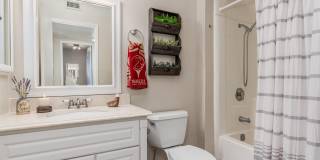 10441 W Burns Drive Gallery 5