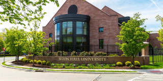 LIA by Vermella Gallery 40