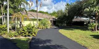 17900 SW 77th Ave Gallery 1