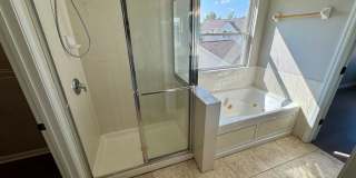 3 Bedroom - Dublin Gallery 45