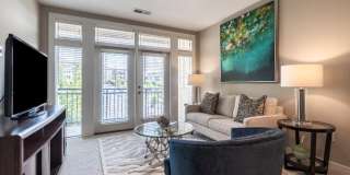 Azure Oxford Square Gallery 1