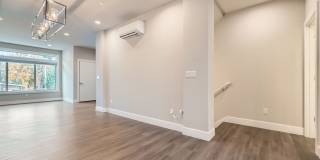 New Construction! Spacious Modern Townhome in Edmonds. New Construction! Spacious Modern Townhome in Edmonds. Gallery 7