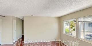 1037 Mohr Ln Gallery 3