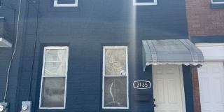Charming 2-Bedroom Home in Port Richmond Available For Rent! Gallery 1