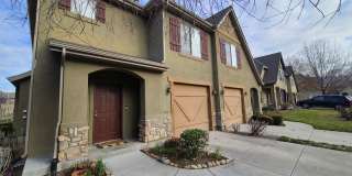 Three Bedroom Town Home at Cottages at Ninth Gallery 1