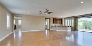 Elegant Anthem Country Club Residence with Spa, Balcony & 3-Car Garage Gallery 57
