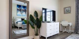 660 N STACIE Court Gallery 21