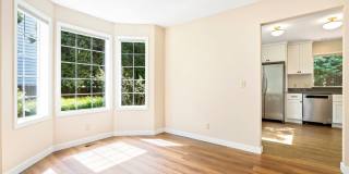 Beautiful Renovated Four Bedroom House for Rent in Renton Washington Beautiful Renovated Four Bedroom House for Rent in Renton Washington Gallery 20