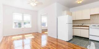 4511 North Malden Gallery 1