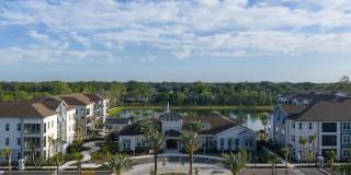 Aventon Lake Conway Gallery 1