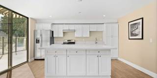 Summerview Beach Resort Luxury Apartments Gallery 35