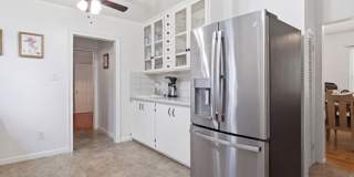Charming 4 bedroom, South Redlands corner lot home just waiting for you to call home! Gallery 7