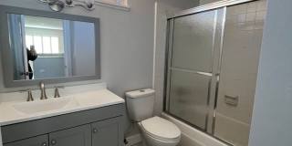 4 bedroom + loft, 2 1/2 bath - 2 story home in central Simi Gallery 13
