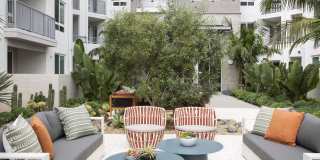 Alta O'Side Gallery 21