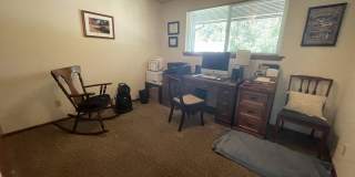 Lovely 3bed/2bath Ranch style home with HUGE private yard in a peaceful cul-de-sac! Gallery 9