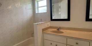 Single family Home with Florida room! Gallery 9
