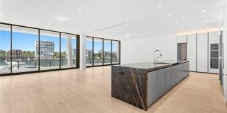 5 Grove Isle Gallery 3